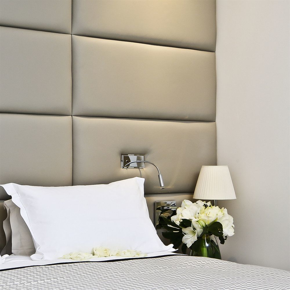 R De - Boutique 4* Paris