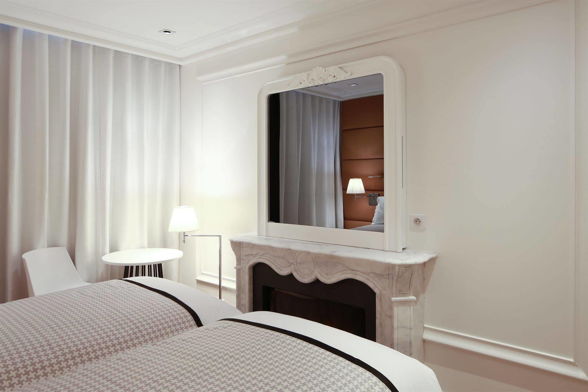 R De - Boutique Hotel